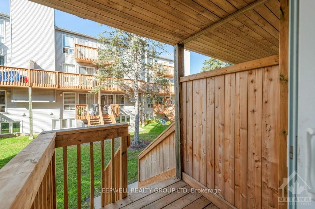 Photo 15 of 422 Briston, Ottawa, Hunt Club Park — HOMEH