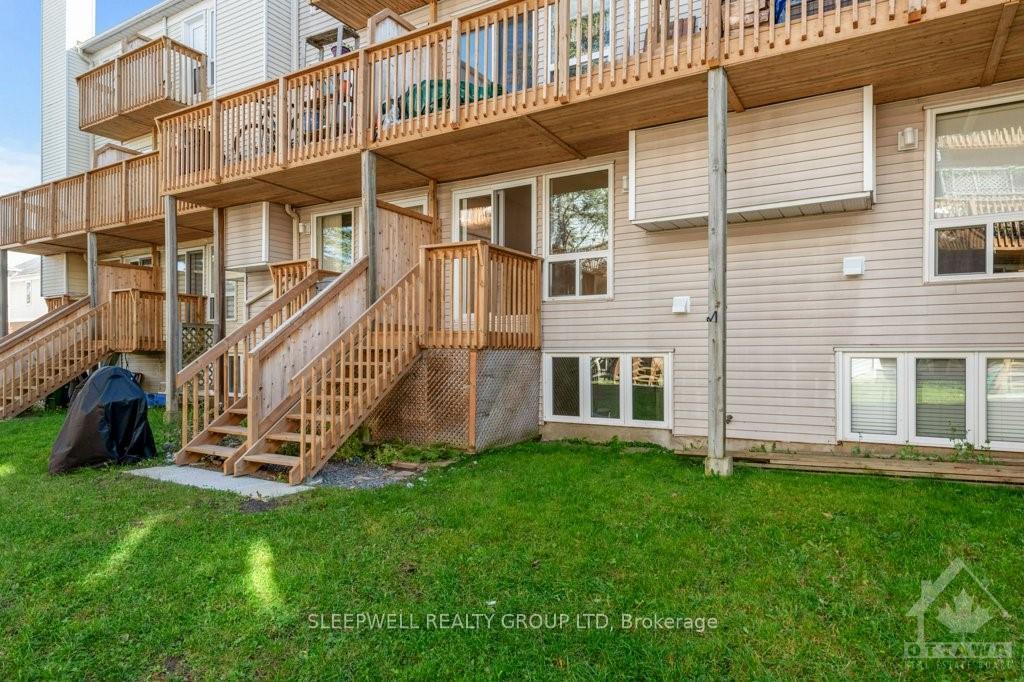 Photo 16 of 422 Briston, Ottawa, Hunt Club Park — HOMEH