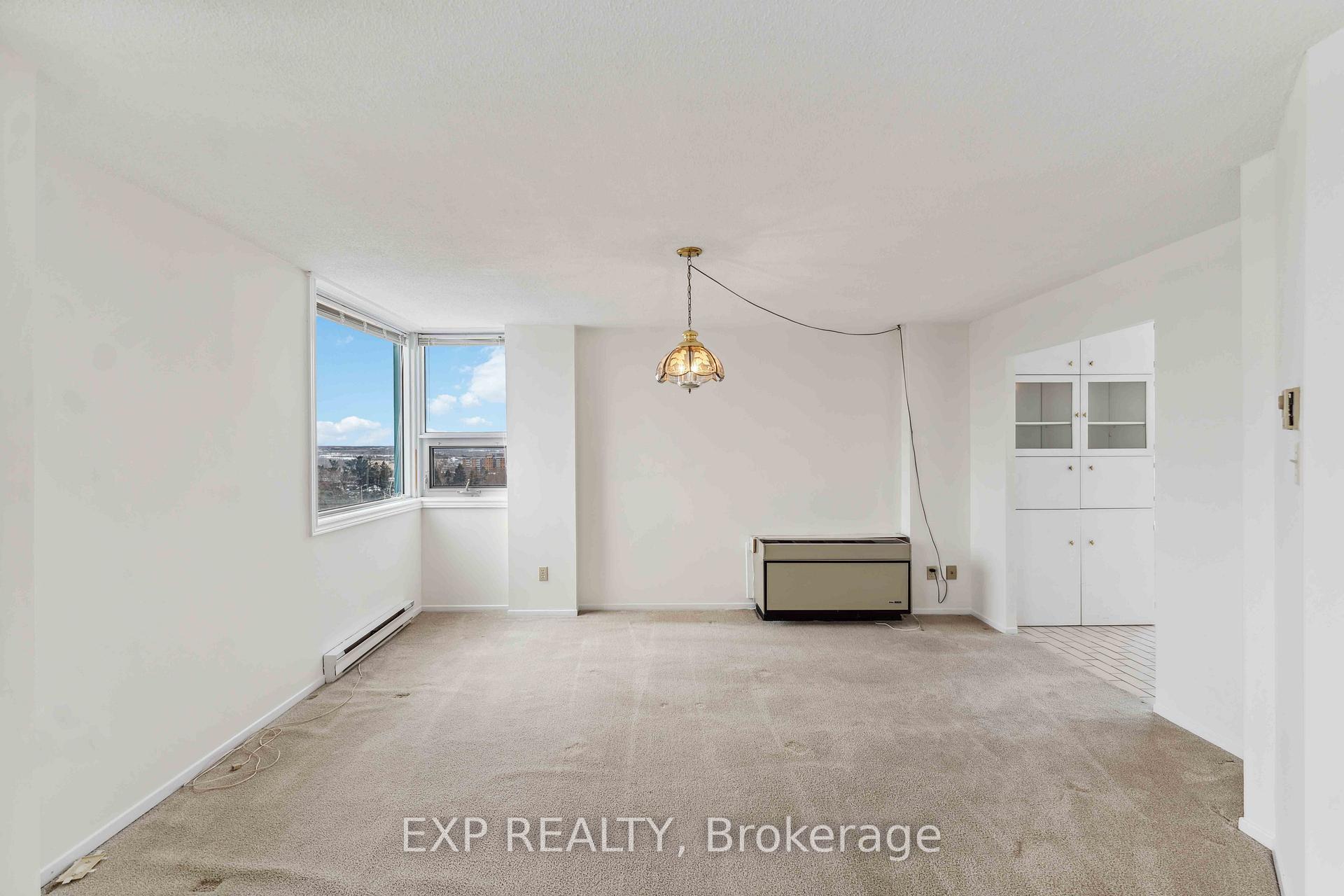 Photo 6 of Unit 1025, 1025 Grenon Avenue, Ottawa, Fairfield Heights — HOMEH
