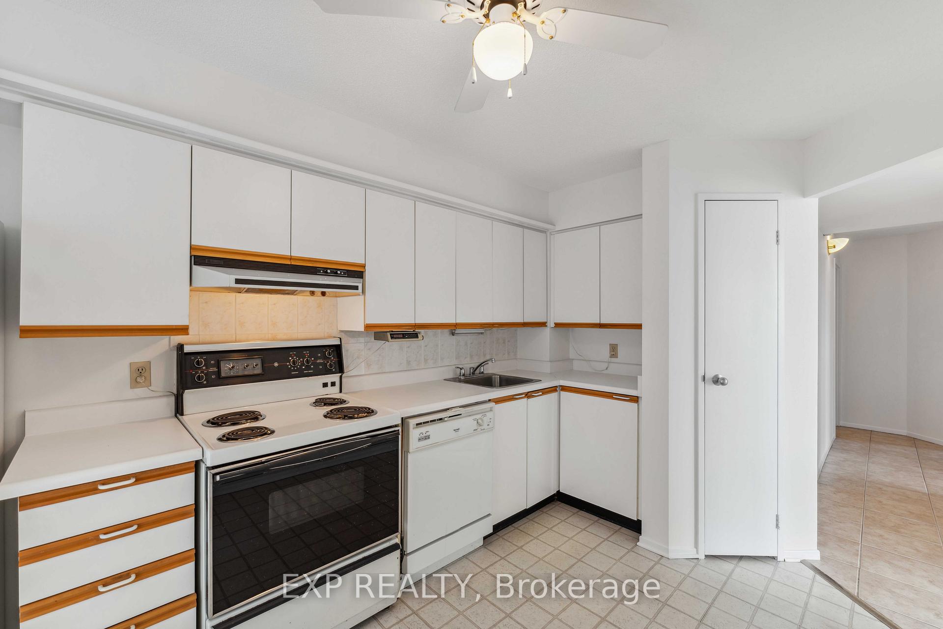 Photo 10 of Unit 1025, 1025 Grenon Avenue, Ottawa, Fairfield Heights — HOMEH