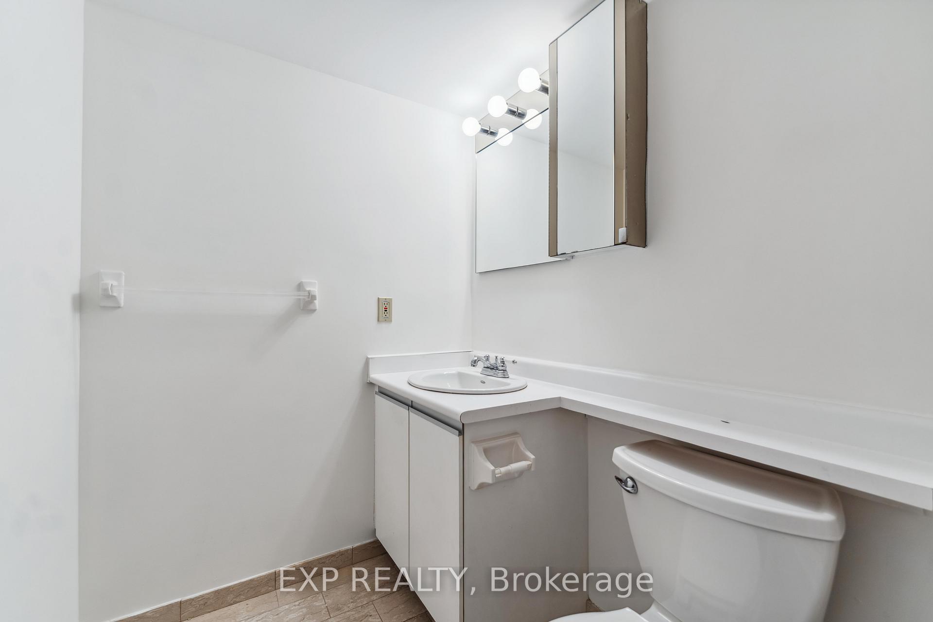 Photo 15 of Unit 1025, 1025 Grenon Avenue, Ottawa, Fairfield Heights — HOMEH