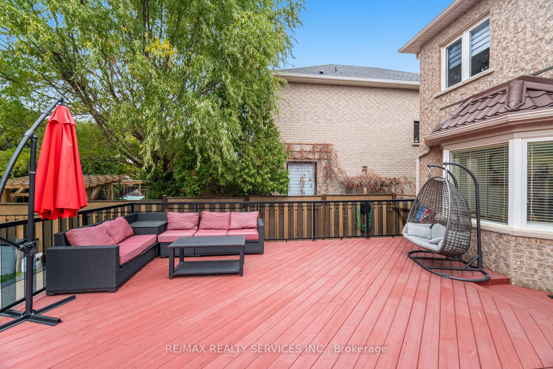 Photo 40 of 75 Harbourtown Crescent, Brampton, Madoc — HOMEH