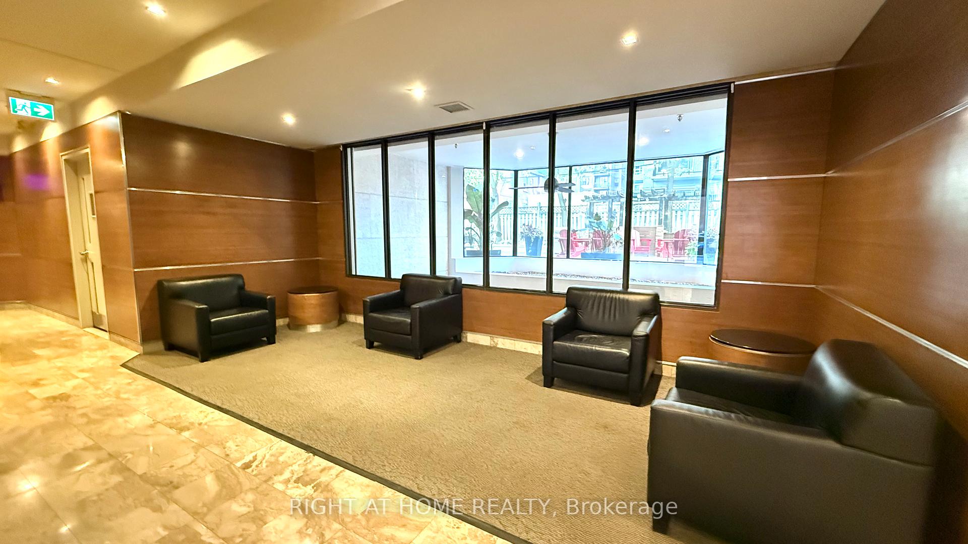 Photo 4 of Unit 2005, 470 Laurier Avenue W, Ottawa, Ottawa Centre — HOMEH