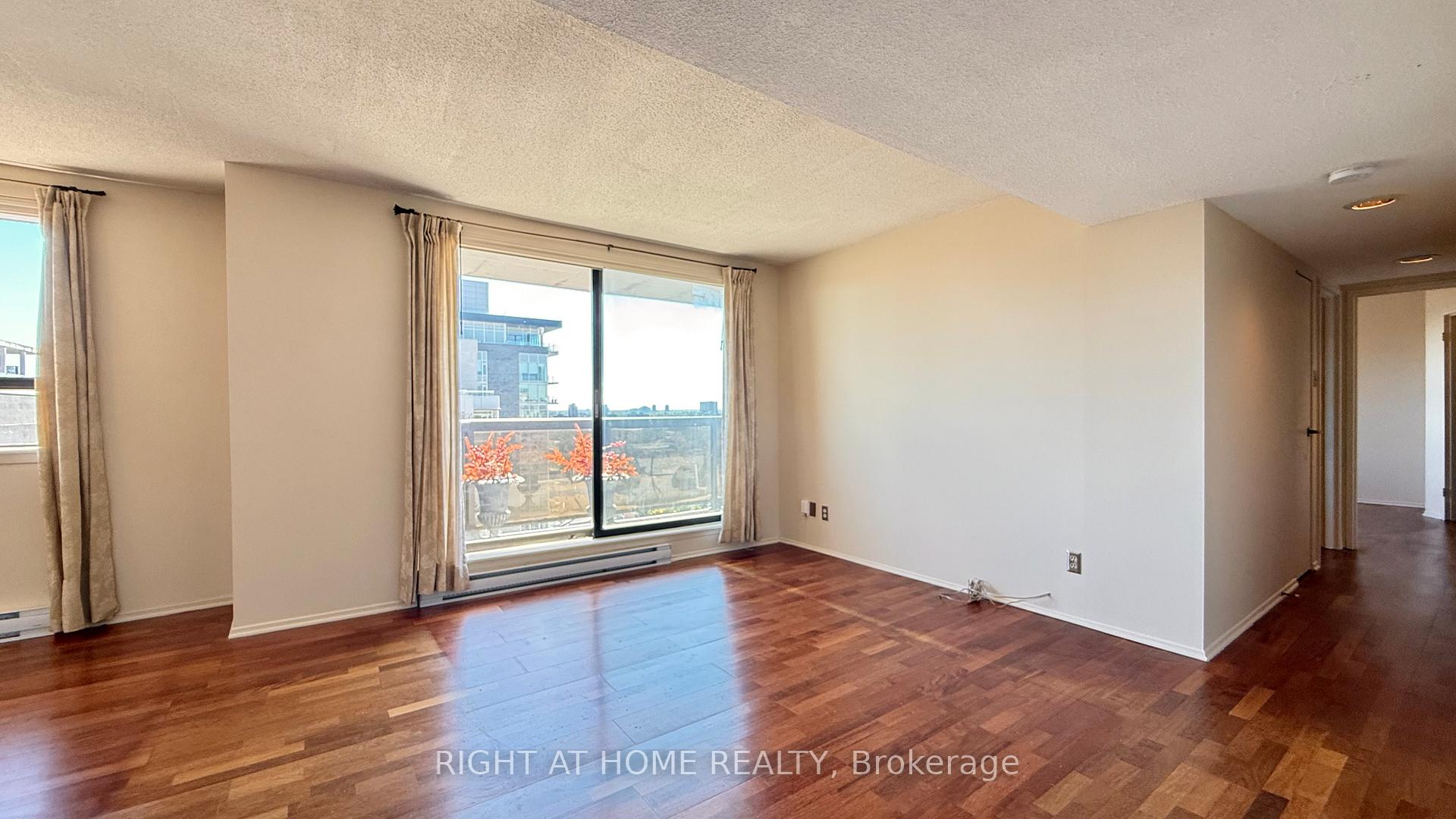 Photo 9 of Unit 2005, 470 Laurier Avenue W, Ottawa, Ottawa Centre — HOMEH