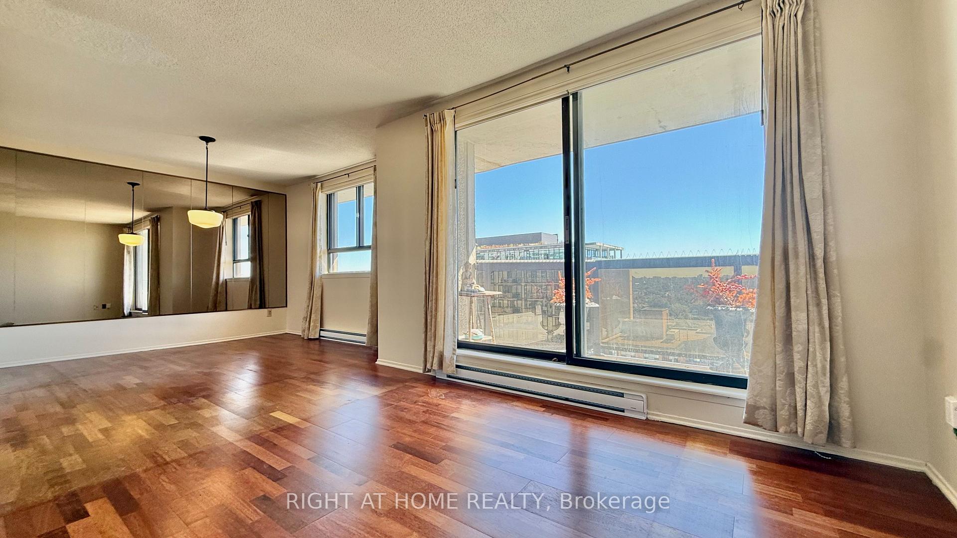 Photo 10 of Unit 2005, 470 Laurier Avenue W, Ottawa, Ottawa Centre — HOMEH