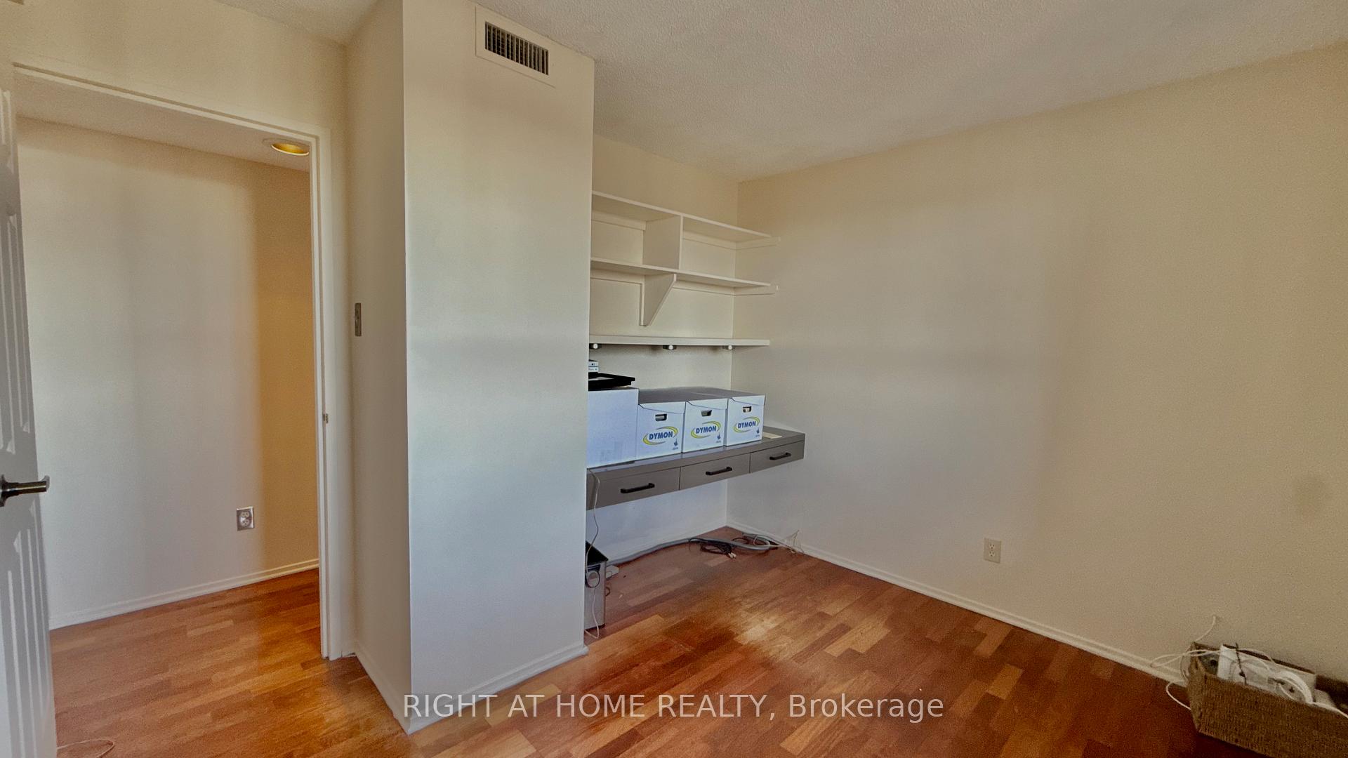 Photo 15 of Unit 2005, 470 Laurier Avenue W, Ottawa, Ottawa Centre — HOMEH