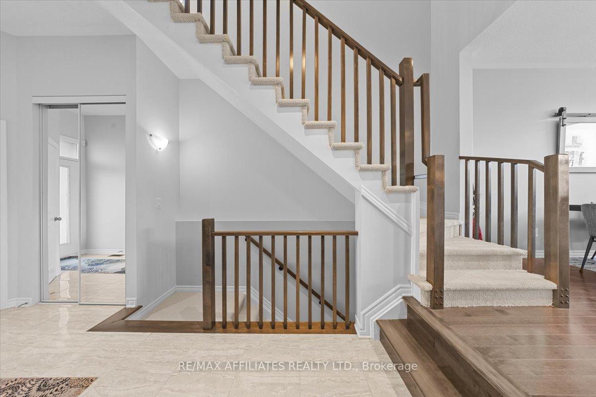 Photo 8 of 511 Earnscliffe Grove, Ottawa, Riverside South/Gloucester Glen — HOMEH