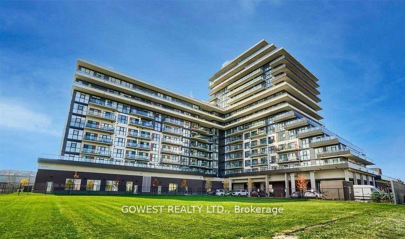 Front of Unit 705, 550 North Service Road