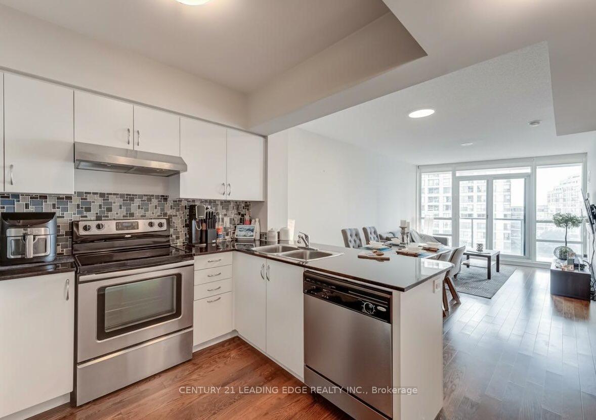 Front of Unit 601, 2240 Lake Shore Boulevard W