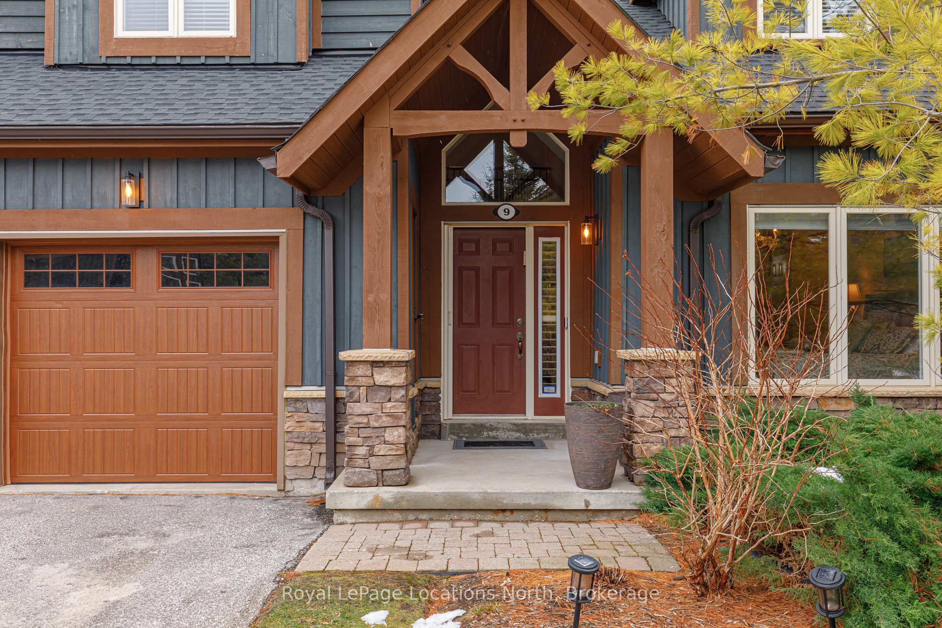 Photo 2 of Unit 106, 9 Sierra Trail, Collingwood — HOMEH