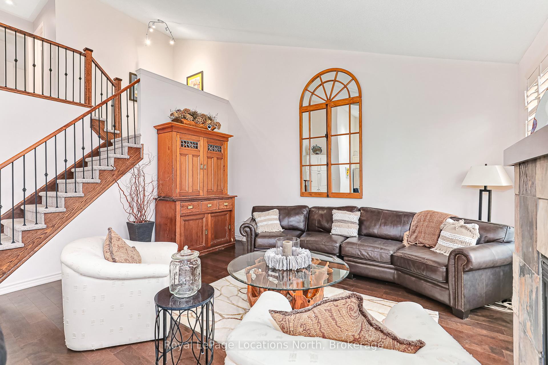 Photo 14 of Unit 106, 9 Sierra Trail, Collingwood — HOMEH