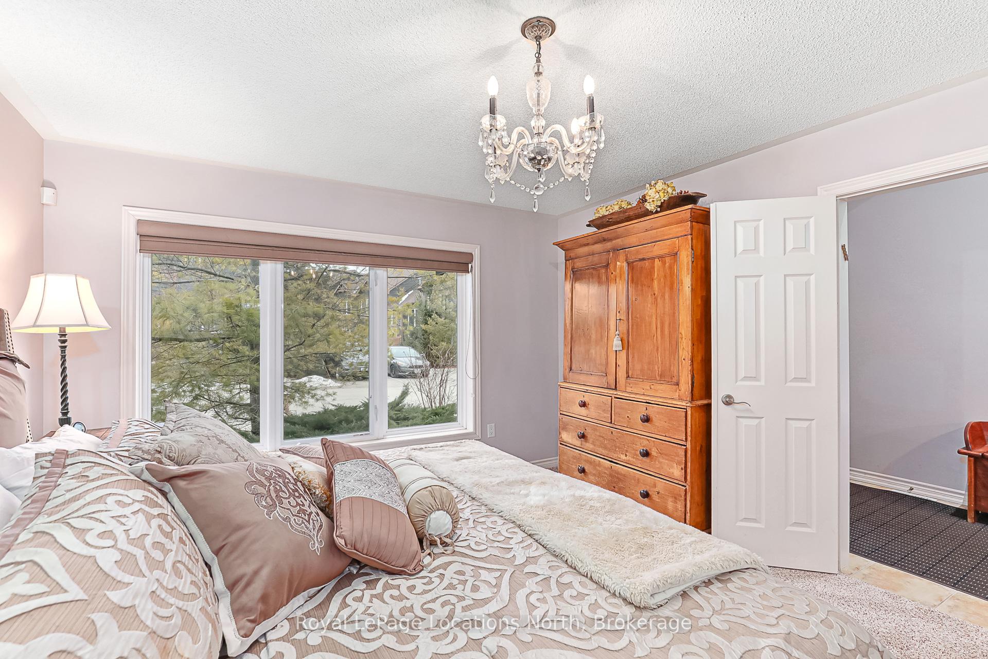 Photo 17 of Unit 106, 9 Sierra Trail, Collingwood — HOMEH