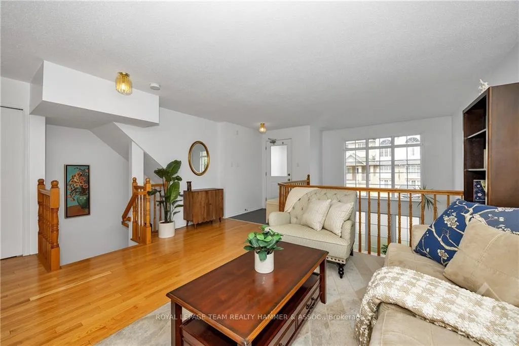 Photo 5 of Unit 14, 1701 Blohm Drive, Ottawa, Hunt Club Park — HOMEH
