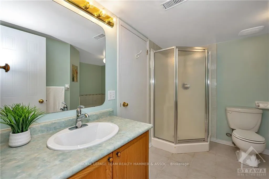 Photo 16 of Unit 14, 1701 Blohm Drive, Ottawa, Hunt Club Park — HOMEH
