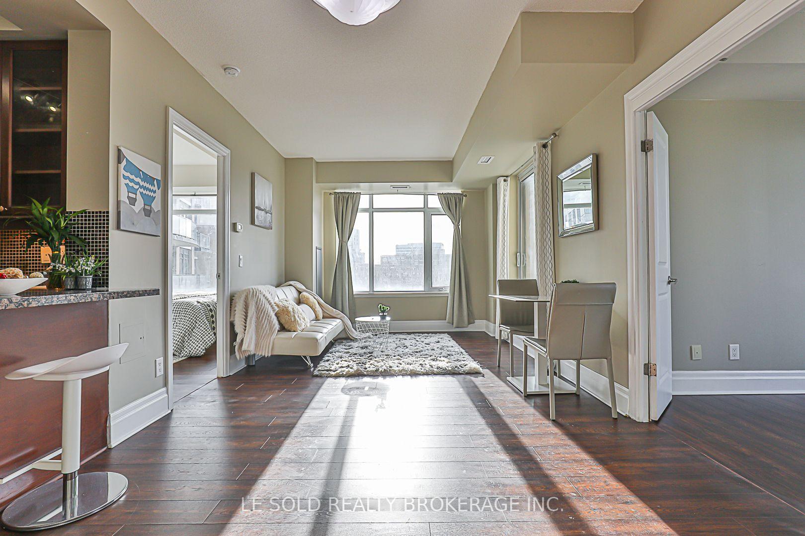 Photo 12 of Unit 402, 151 Upper Duke Crescent, Markham, Unionville — HOMEH