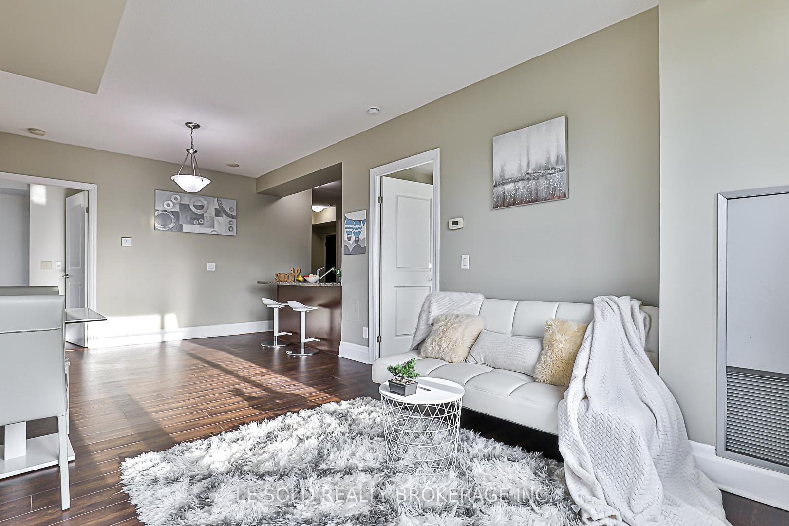 Photo 16 of Unit 402, 151 Upper Duke Crescent, Markham, Unionville — HOMEH