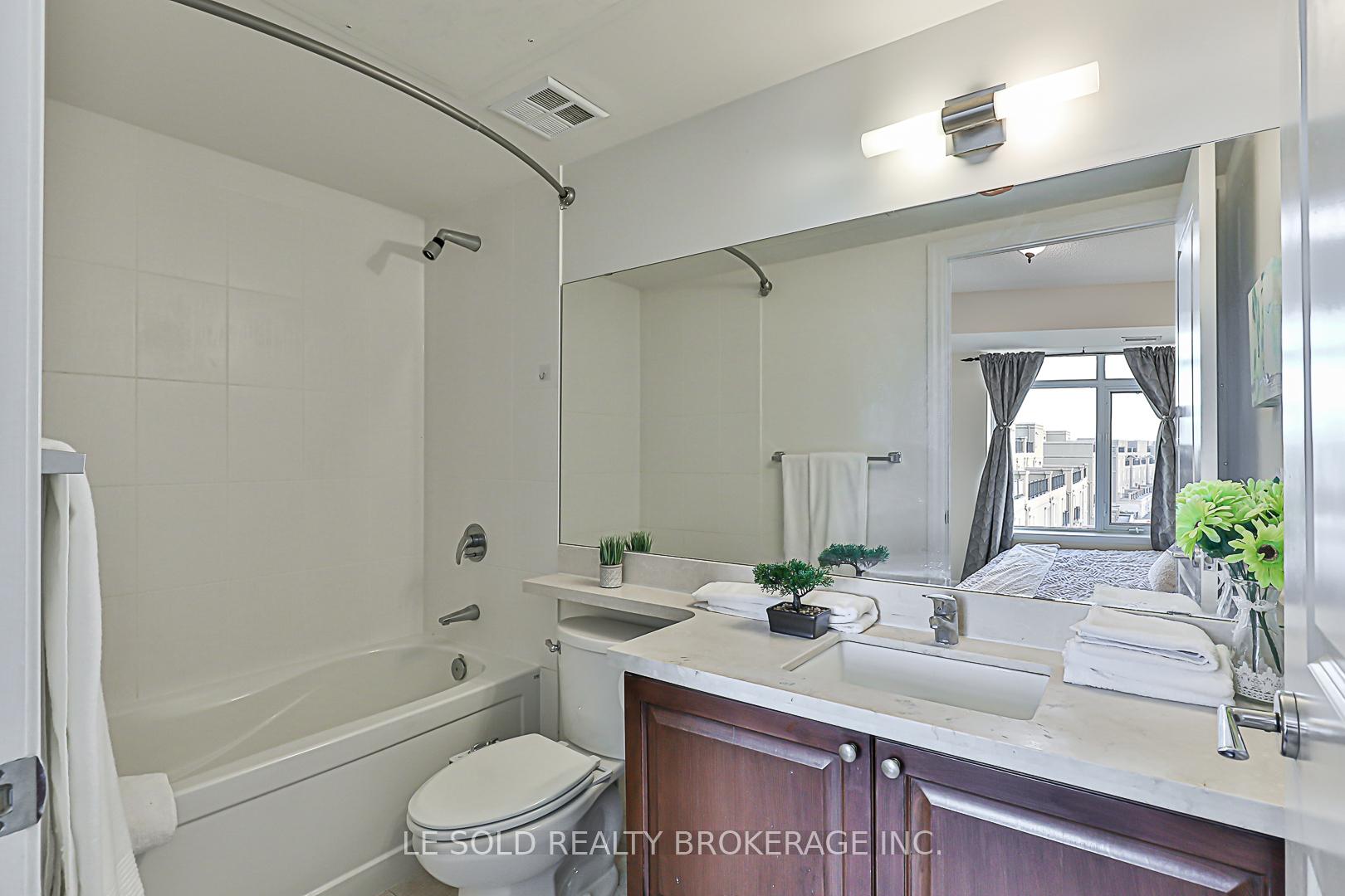 Photo 22 of Unit 402, 151 Upper Duke Crescent, Markham, Unionville — HOMEH