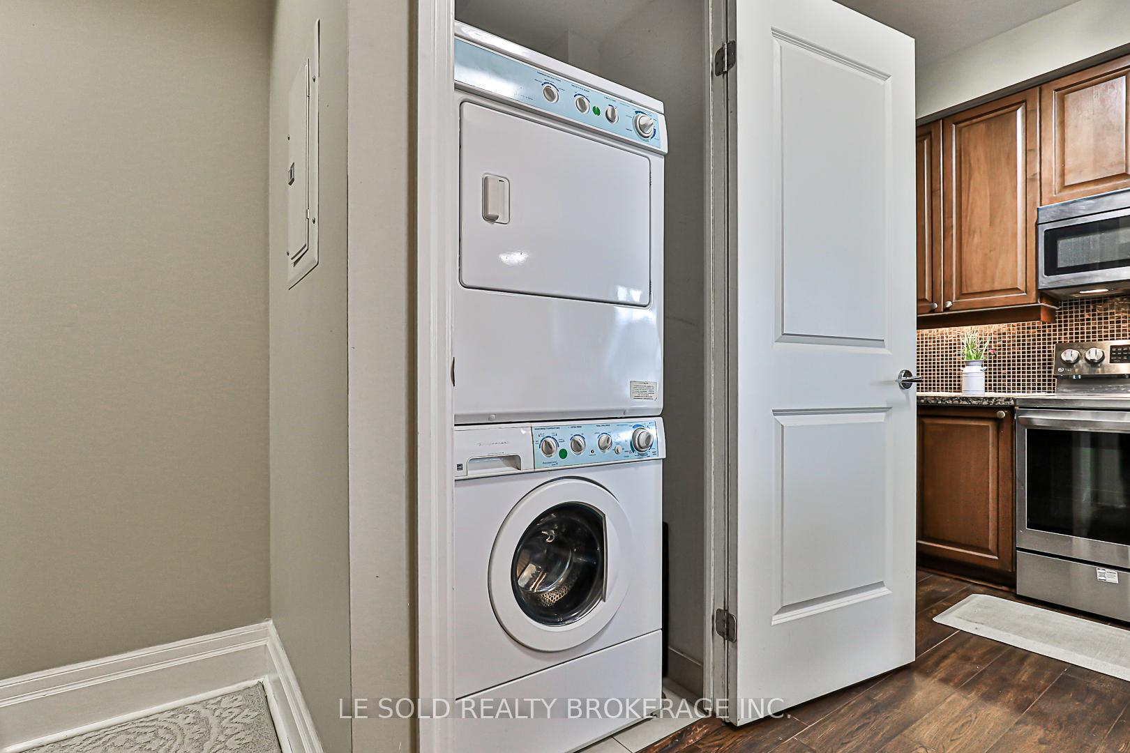 Photo 28 of Unit 402, 151 Upper Duke Crescent, Markham, Unionville — HOMEH