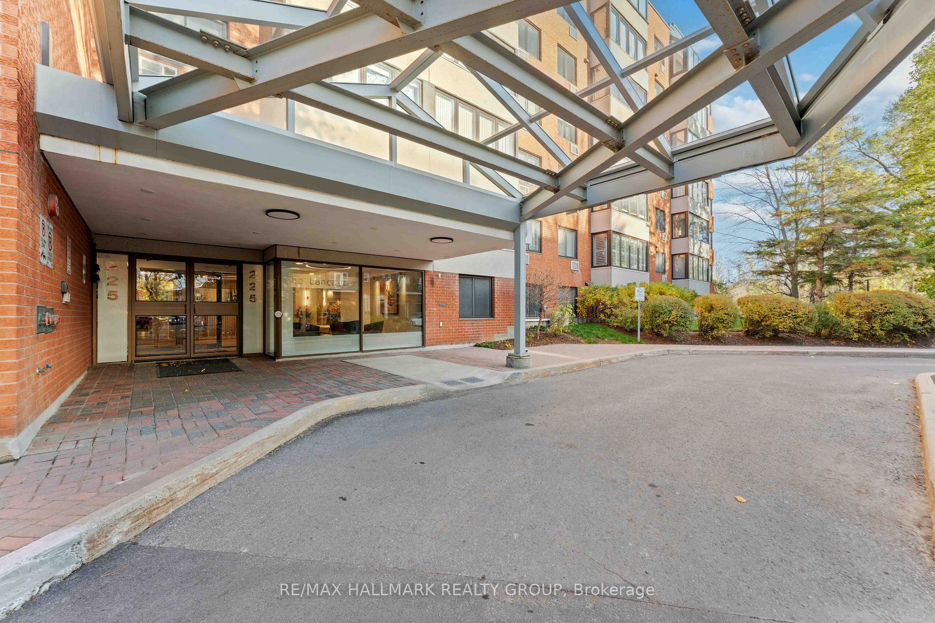 Photo 4 of Unit 310, 225 Alvin Road, Ottawa, Manor Park — HOMEH
