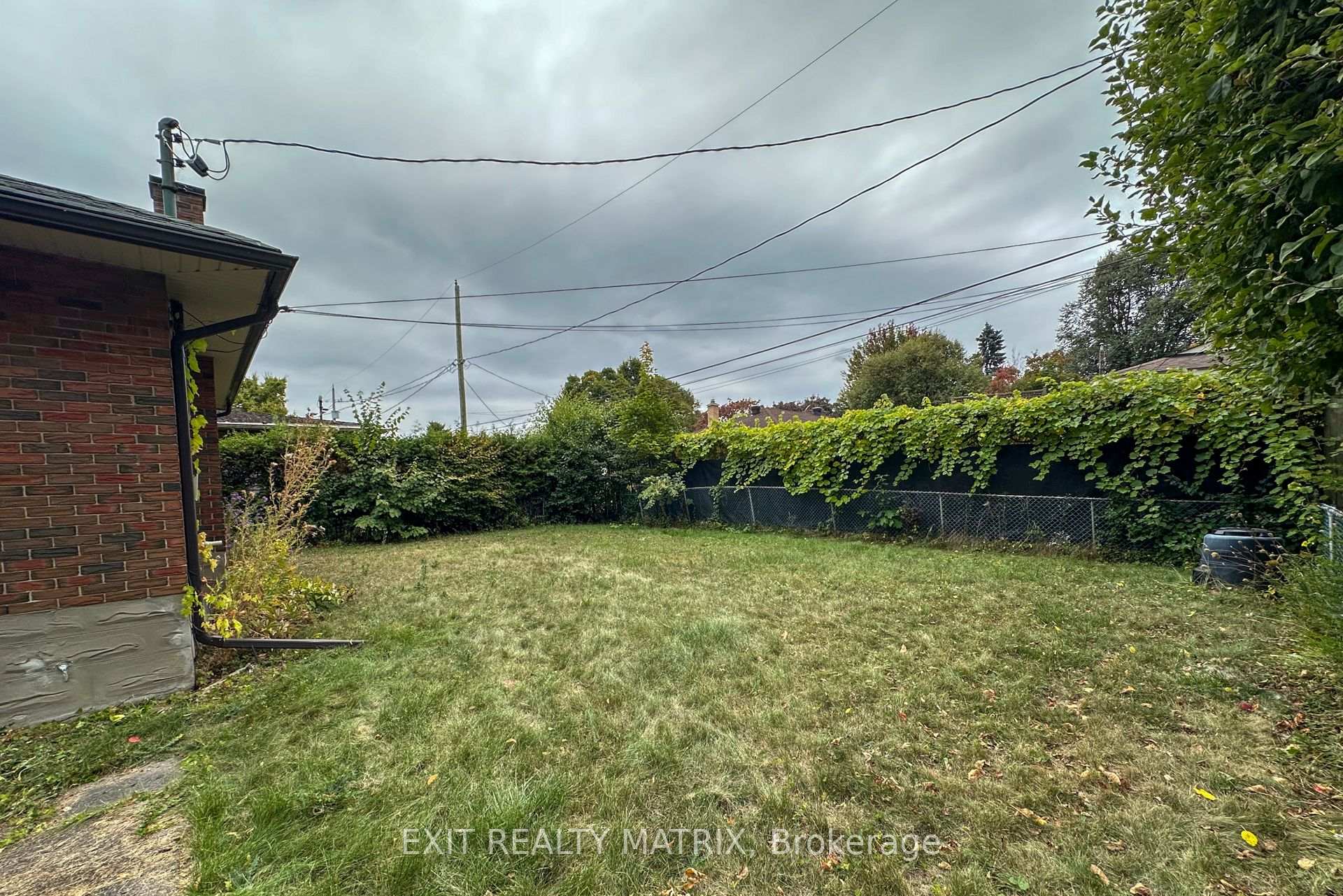 Photo 8 of 688 Ellen Avenue, Ottawa, Elmvale Acres — HOMEH