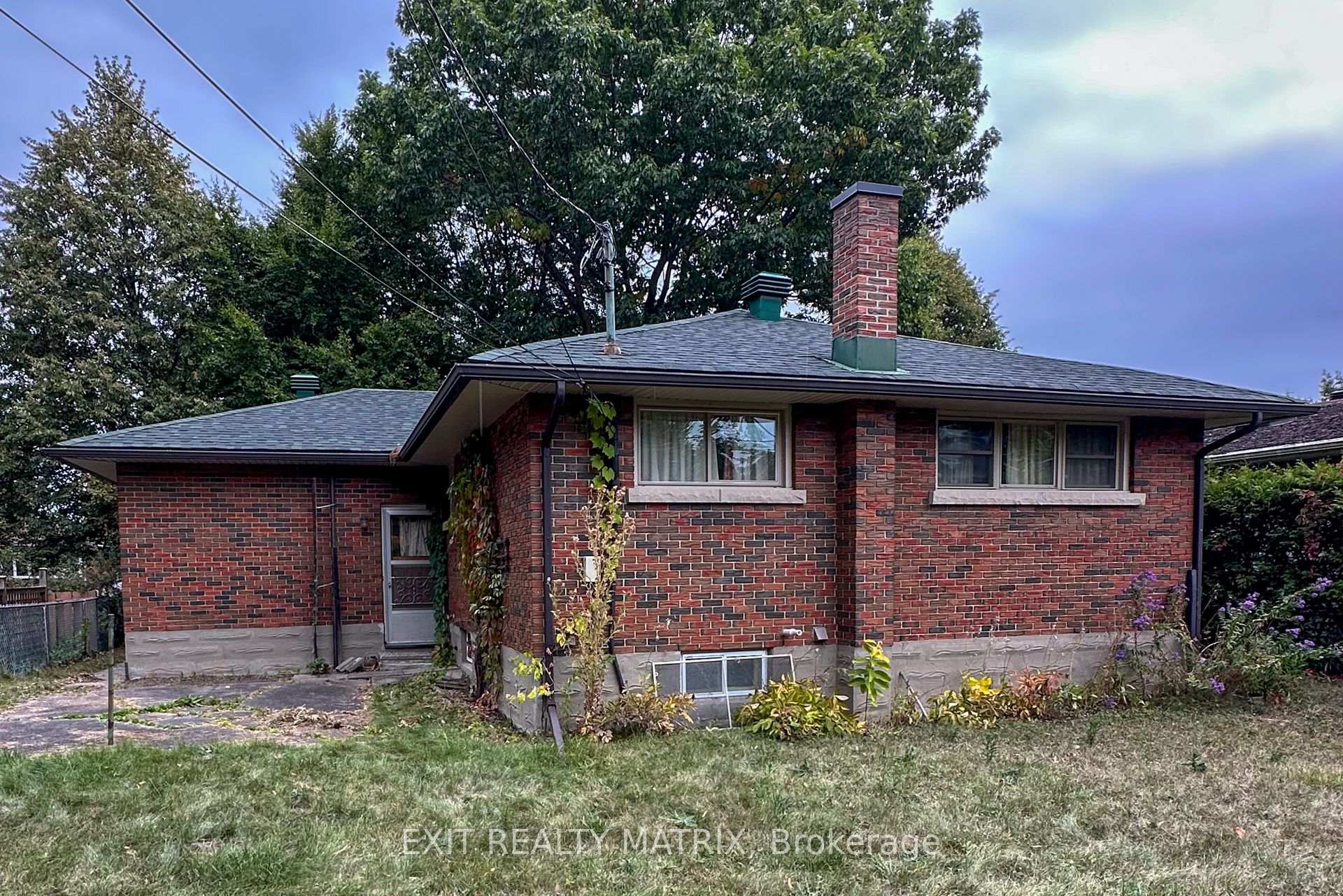 Photo 9 of 688 Ellen Avenue, Ottawa, Elmvale Acres — HOMEH