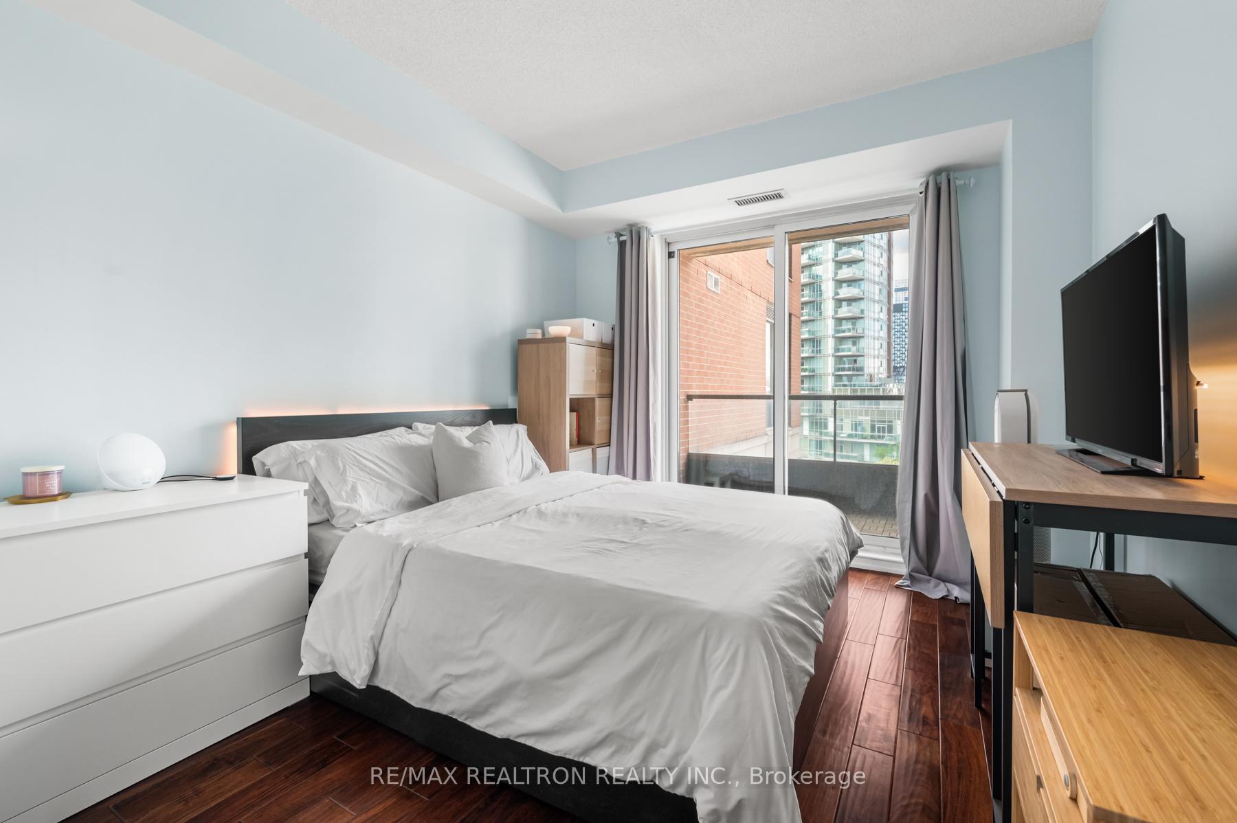 Photo 10 of Unit 1111, 168 King Street E, Toronto, Moss Park — HOMEH