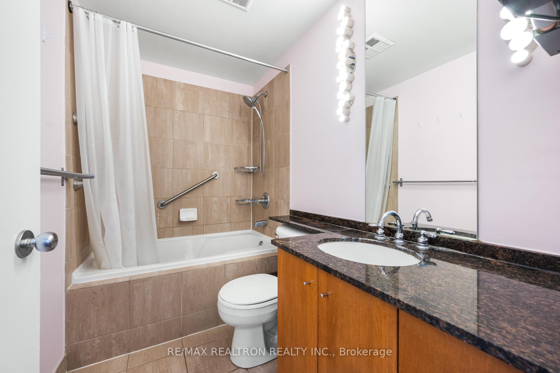 Photo 13 of Unit 1111, 168 King Street E, Toronto, Moss Park — HOMEH