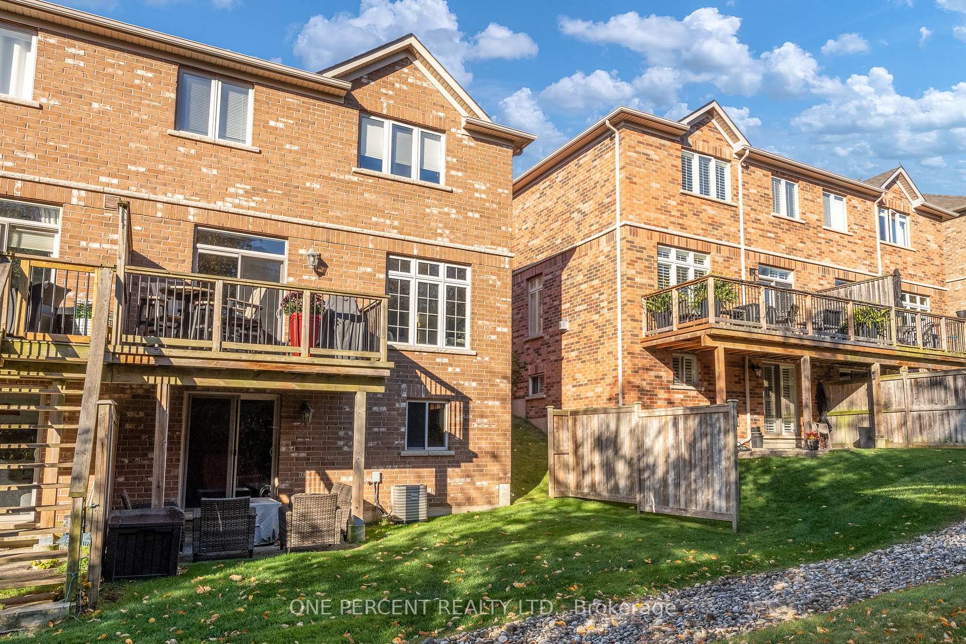 Photo 29 of 42 Oakhaven Place, Hamilton, Meadowlands — HOMEH