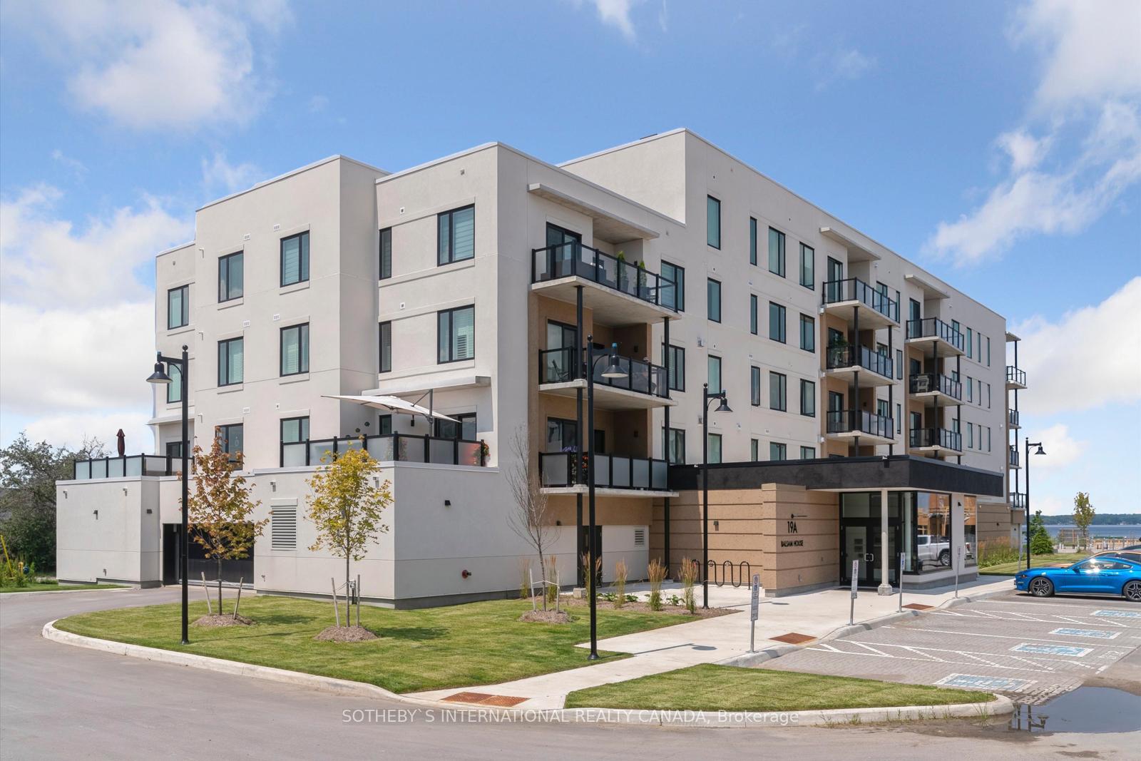 Front of Unit 401, 19B West Street N