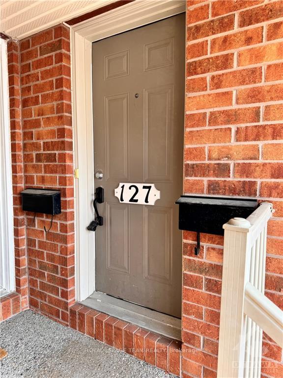 Photo 1 of 127 Keltie, Ottawa, Barrhaven - Longfields — HOMEH