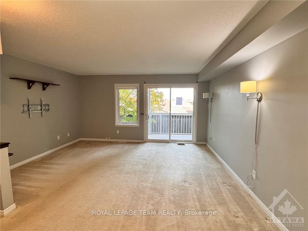 Photo 3 of 127 Keltie, Ottawa, Barrhaven - Longfields — HOMEH