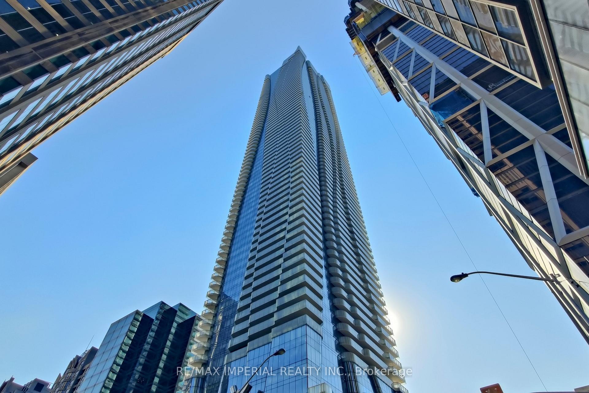 Photo 1 of Unit 414, 1 Bloor Street E, Toronto, Church-Yonge Corridor — HOMEH
