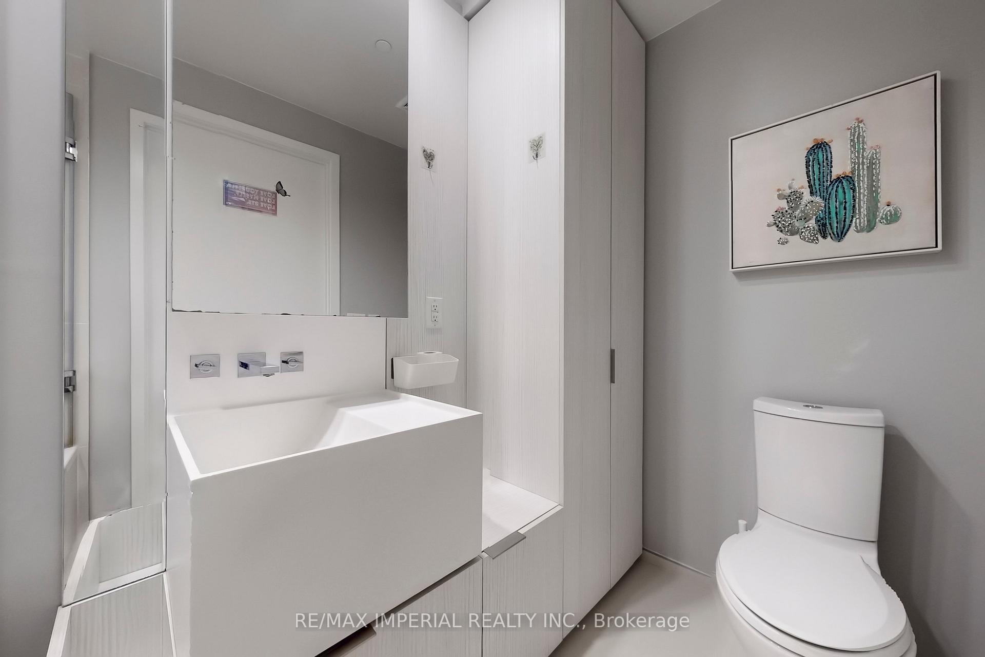 Photo 33 of Unit 414, 1 Bloor Street E, Toronto, Church-Yonge Corridor — HOMEH