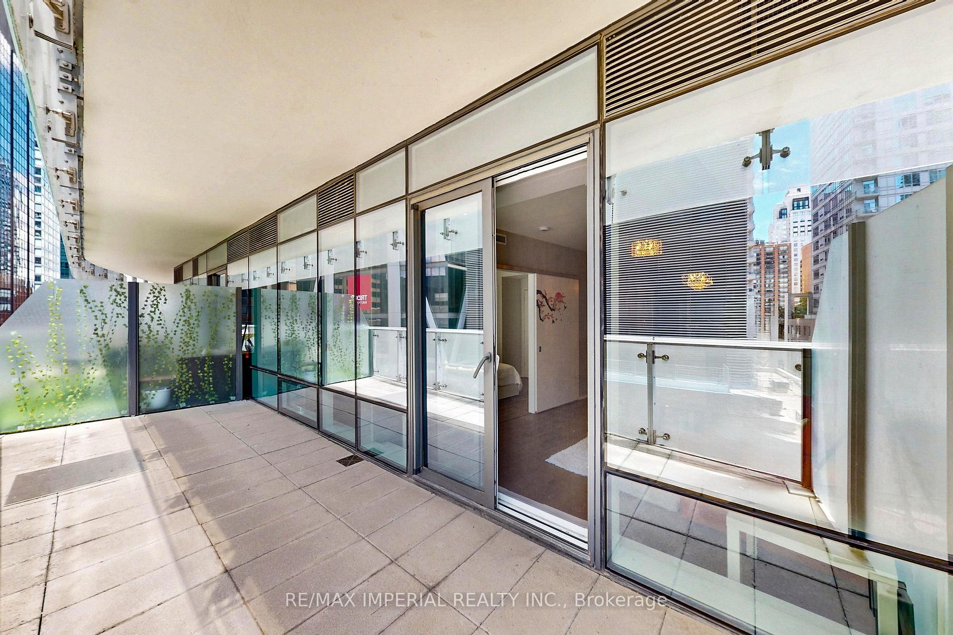 Photo 42 of Unit 414, 1 Bloor Street E, Toronto, Church-Yonge Corridor — HOMEH