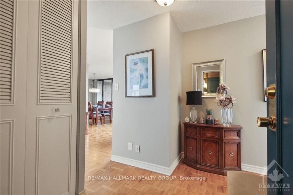 Photo 4 of Unit 1401, 1285 Cahill Drive, Ottawa, South Keys — HOMEH