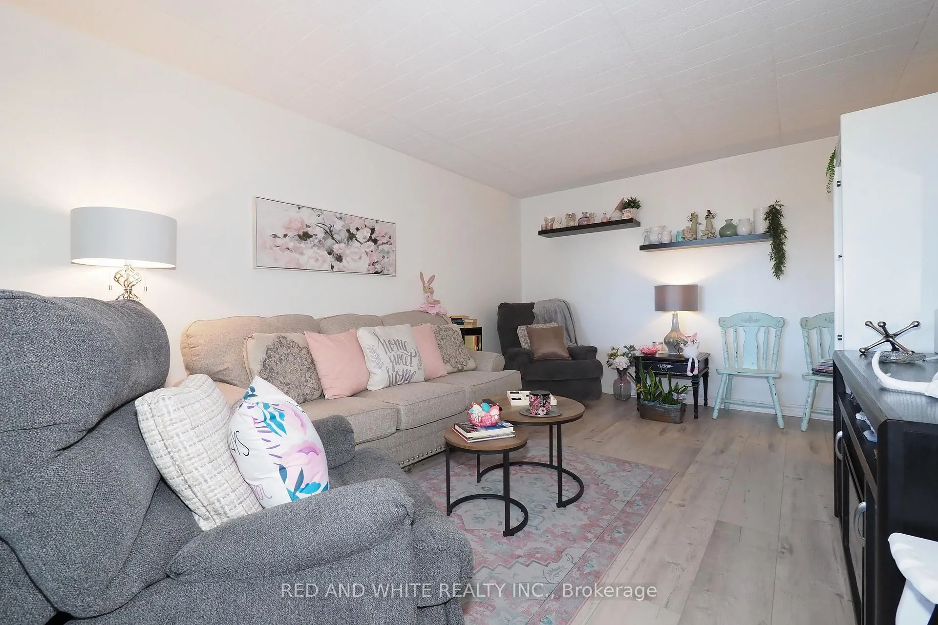 Photo 7 of Unit 403, 29 West Avenue W, Kitchener — HOMEH