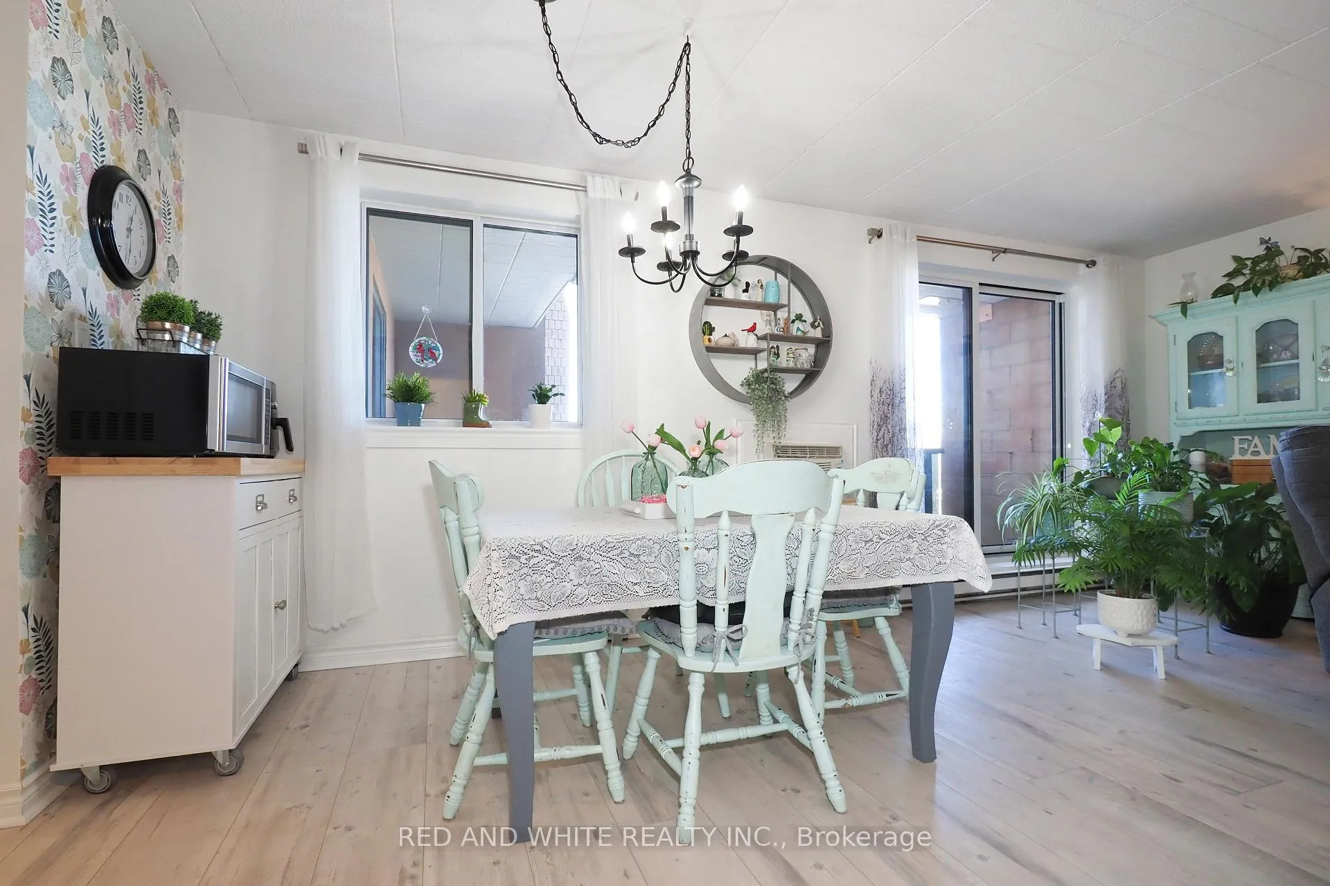 Photo 11 of Unit 403, 29 West Avenue W, Kitchener — HOMEH