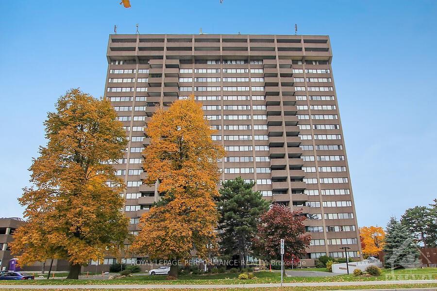 Front of Unit 2101, 1285 Cahill Drive N