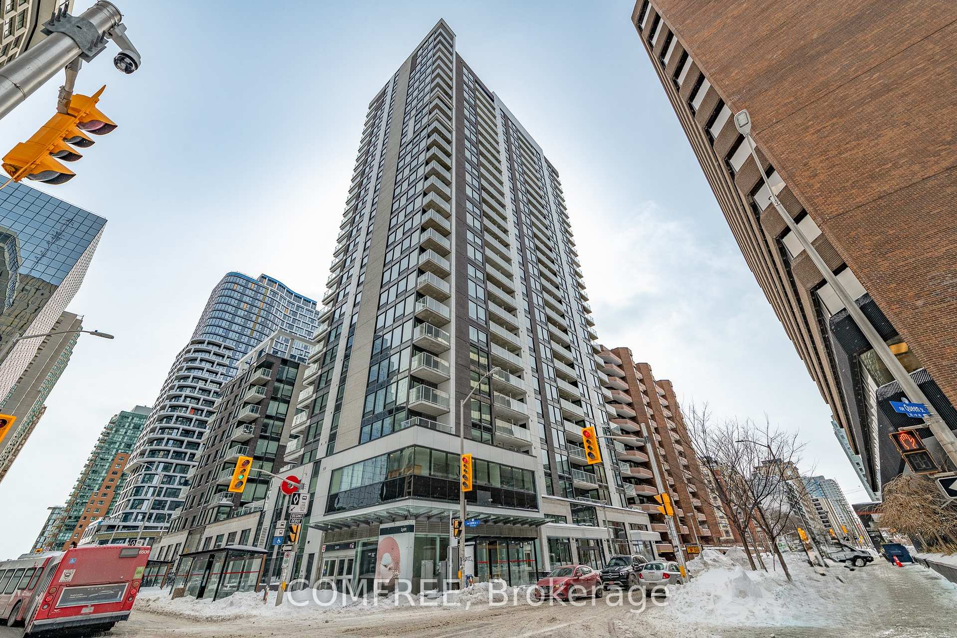 Photo 2 of Unit 1808, 340 Queen Street, Ottawa, Ottawa Centre — HOMEH