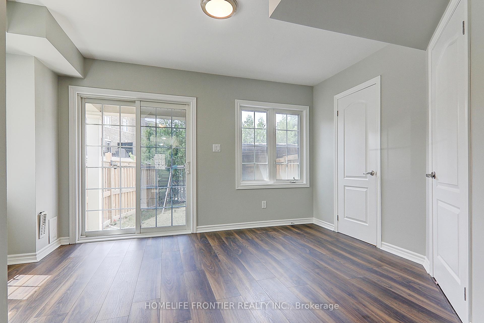 Photo 5 of 53 Ferris Square, Clarington, Courtice — HOMEH