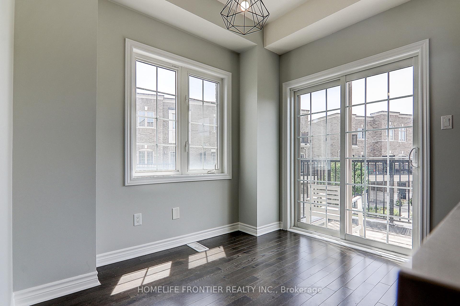 Photo 13 of 53 Ferris Square, Clarington, Courtice — HOMEH