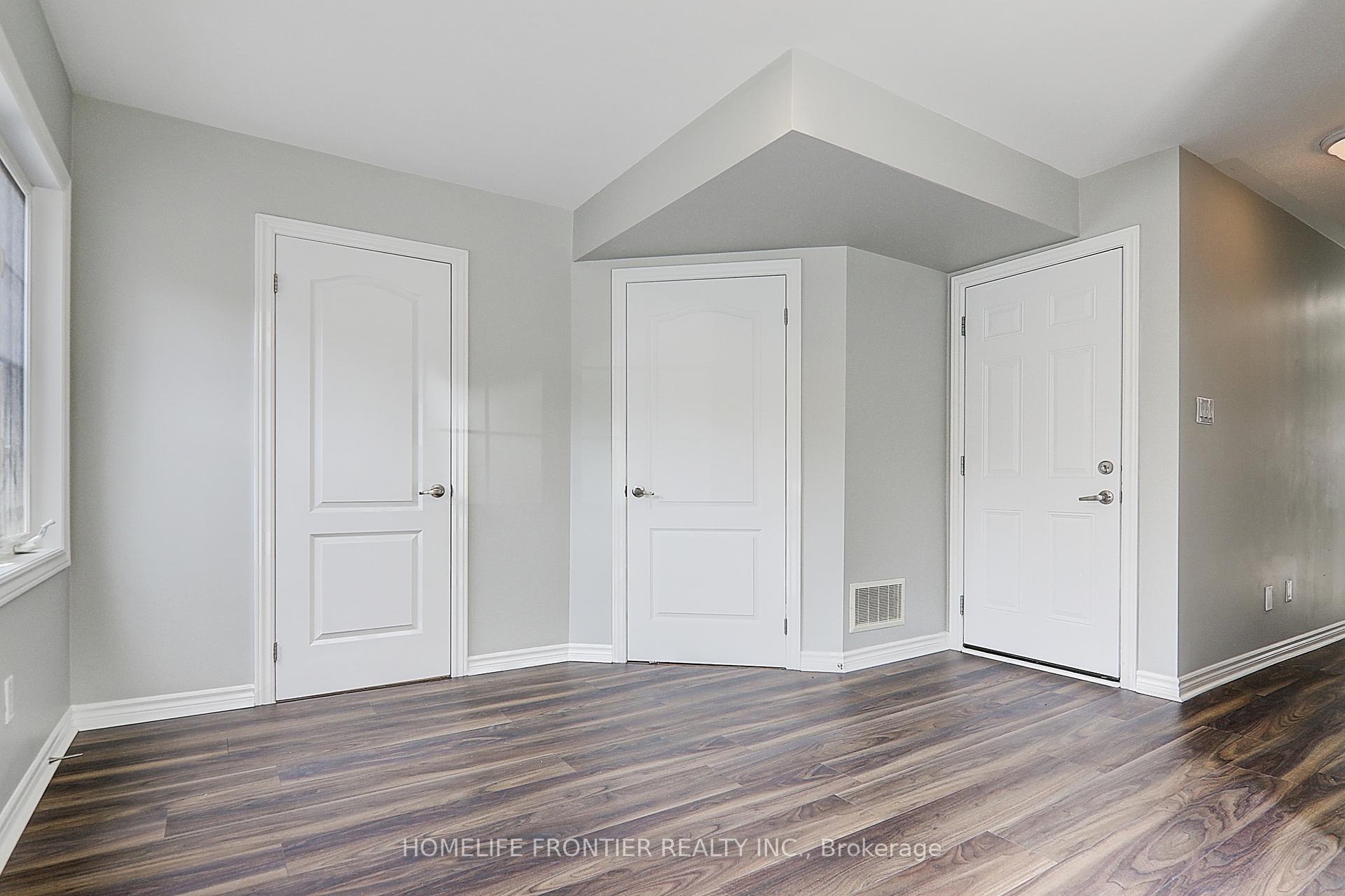 Photo 34 of 53 Ferris Square, Clarington, Courtice — HOMEH