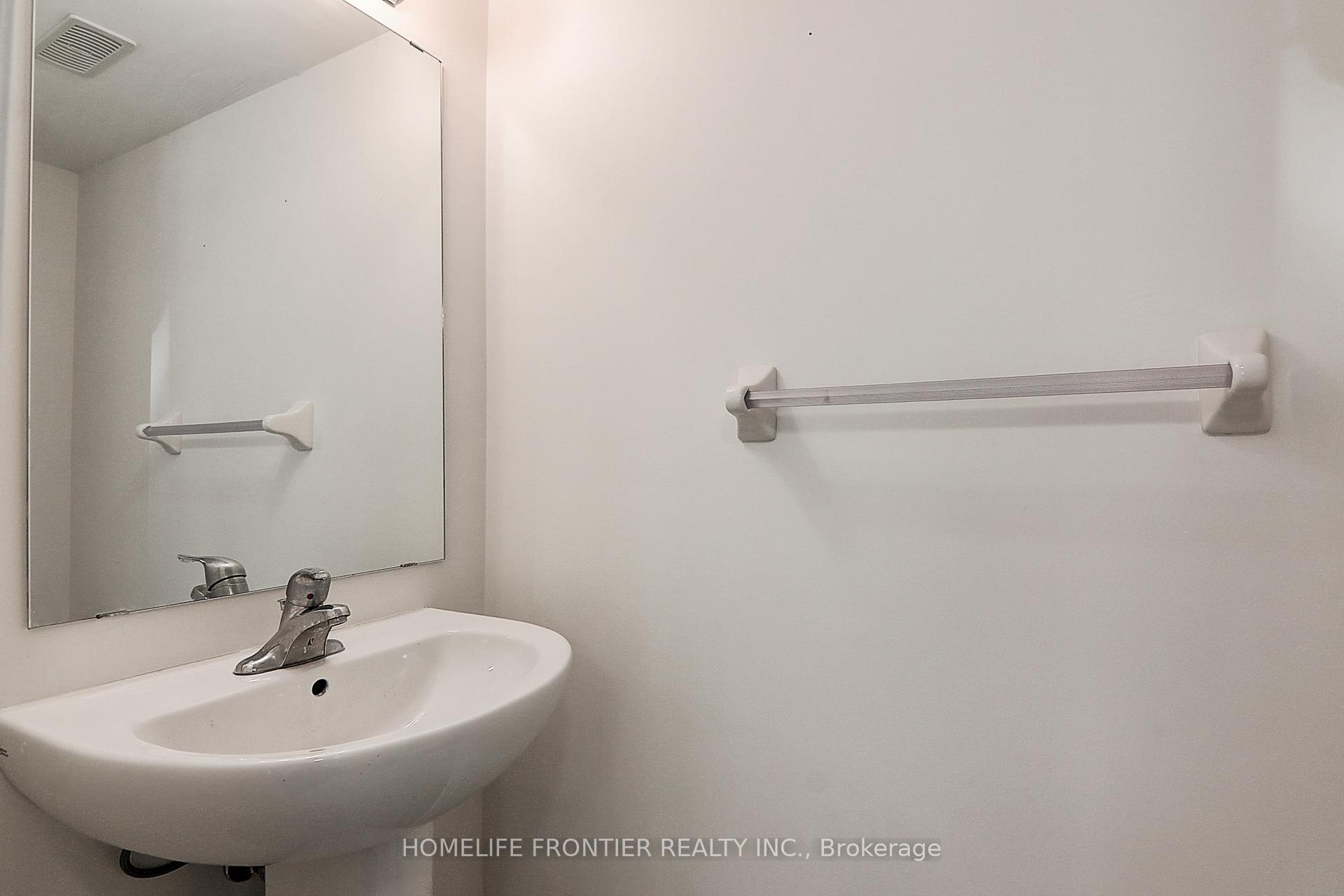 Photo 33 of 53 Ferris Square, Clarington, Courtice — HOMEH