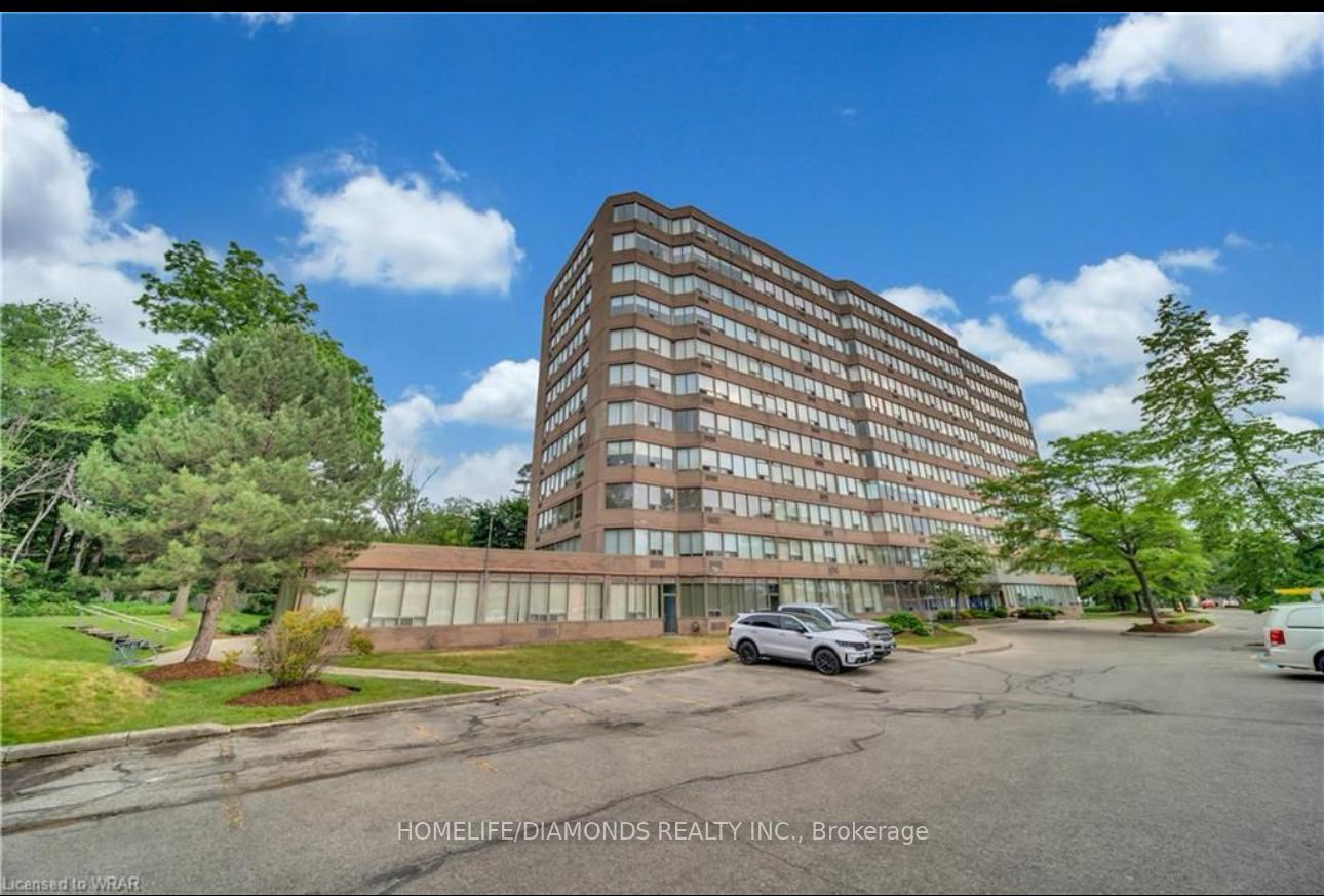 Front of Unit 311, 3227 King Street E