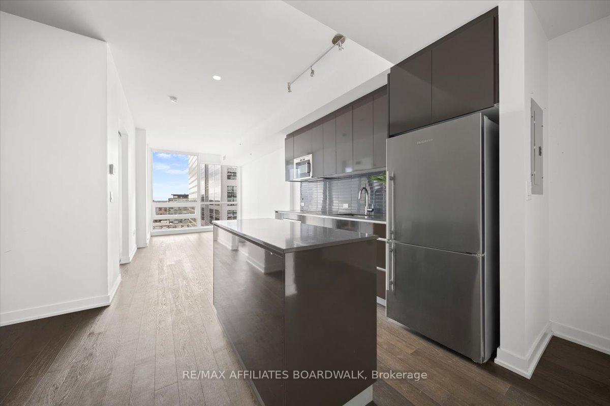 Photo 8 of Unit 1701, 199 Slater Street, Ottawa, Ottawa Centre — HOMEH
