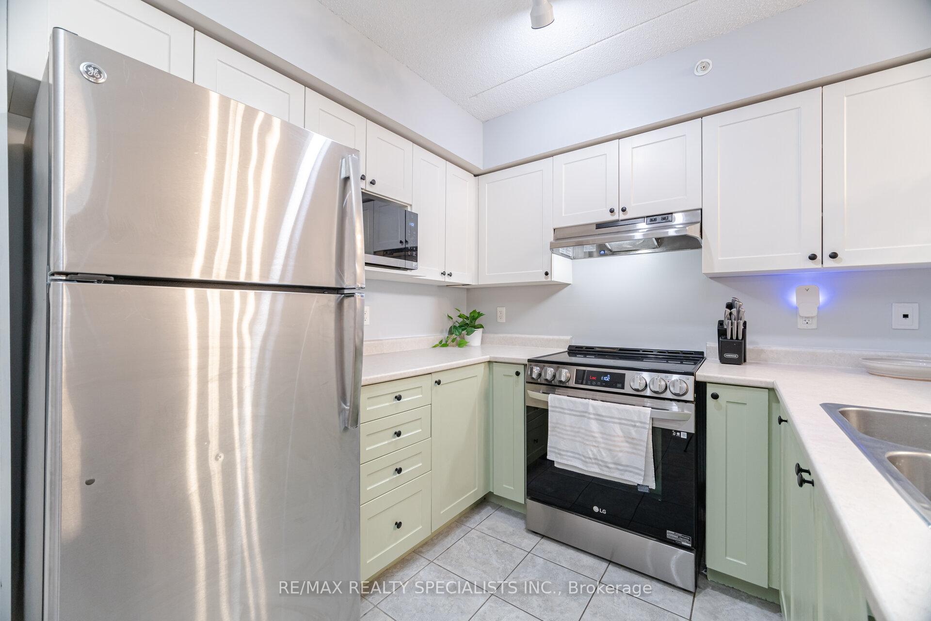 Photo 11 of Unit 214, 1450 Main Street E, Milton, Dempsey — HOMEH
