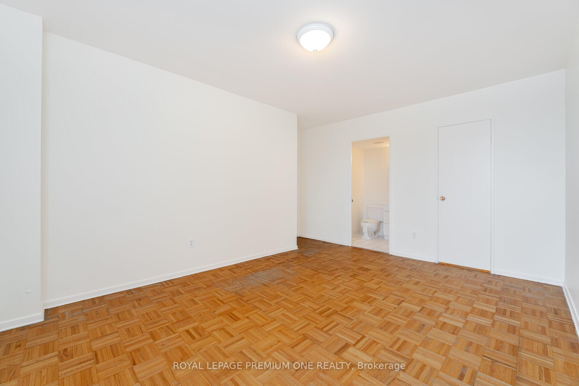 Photo 17 of Unit 210, 5 Vicora Linkway, Toronto, Flemingdon Park — HOMEH