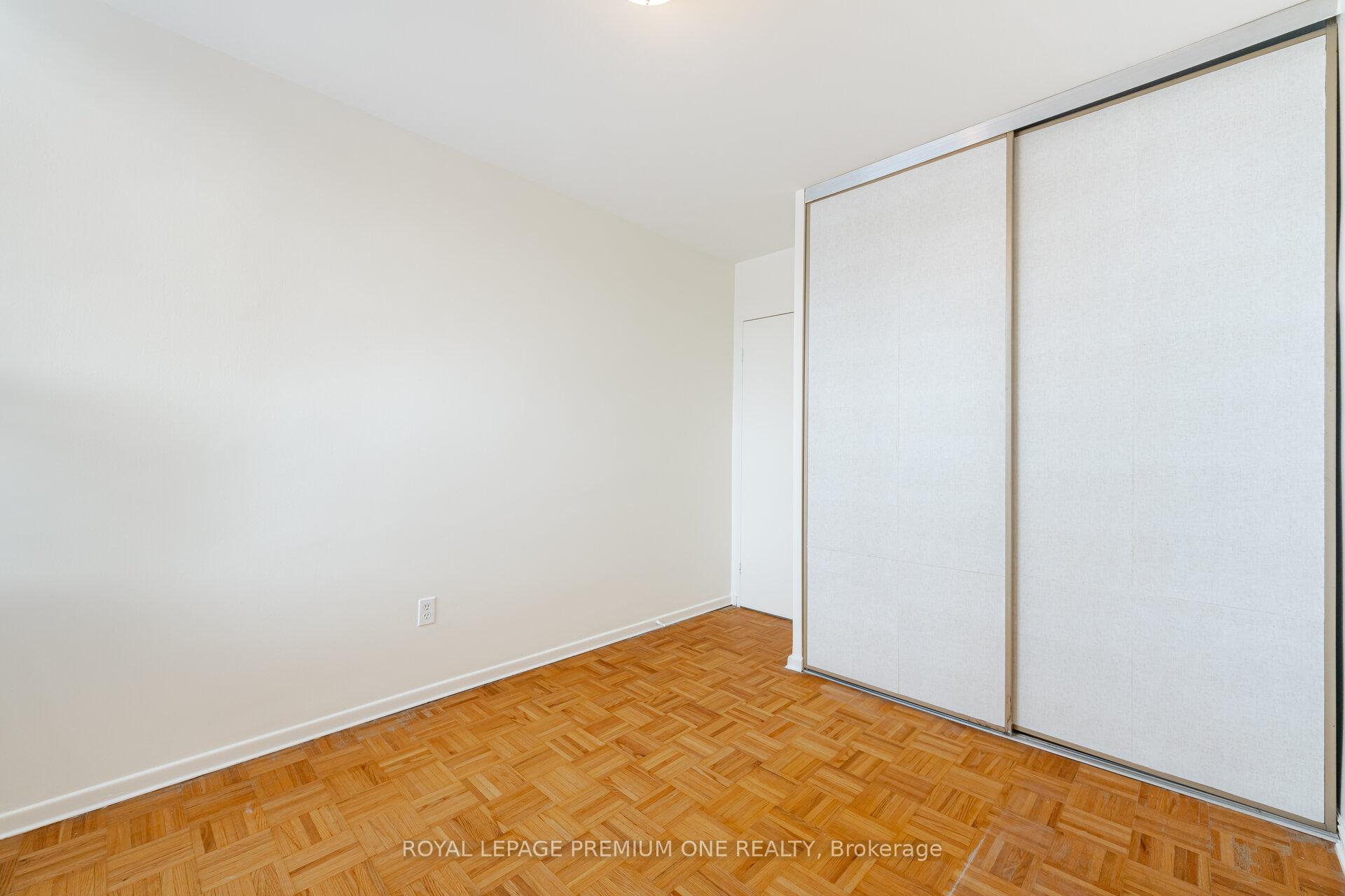 Photo 22 of Unit 210, 5 Vicora Linkway, Toronto, Flemingdon Park — HOMEH