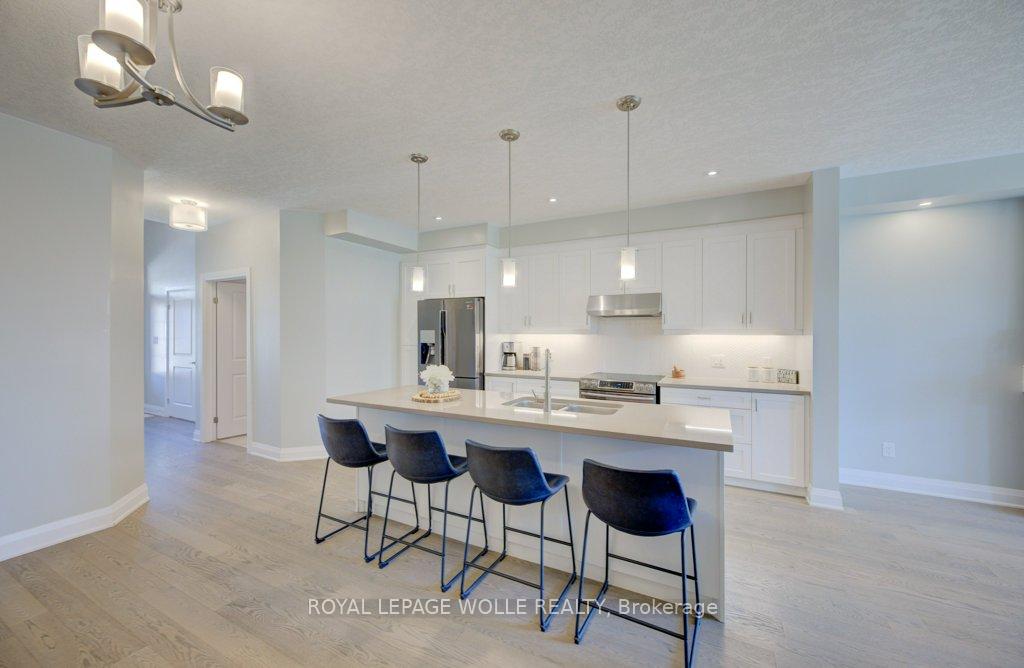 Photo 9 of 286 Tall Grass Crescent, Kitchener — HOMEH