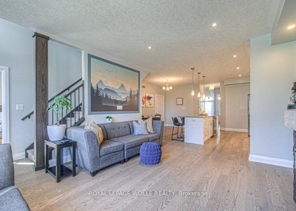 Photo 22 of 286 Tall Grass Crescent, Kitchener — HOMEH